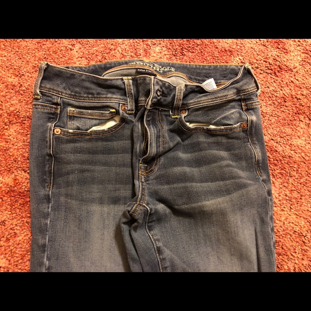 American Eagle size 8 Regular Kick Boot jeans